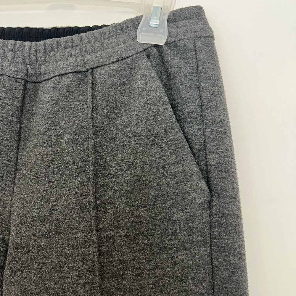 The Group Babaton -  Straight Leg Grey Flannel Pleated Pull On Pants - Picture 3 of 11